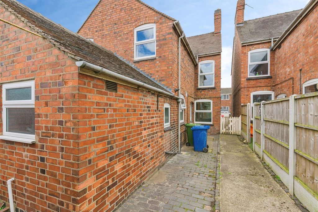 Additional image 16 of 3 bed end terrace house for saleHigh Street, Dosthill, Tamworth B77