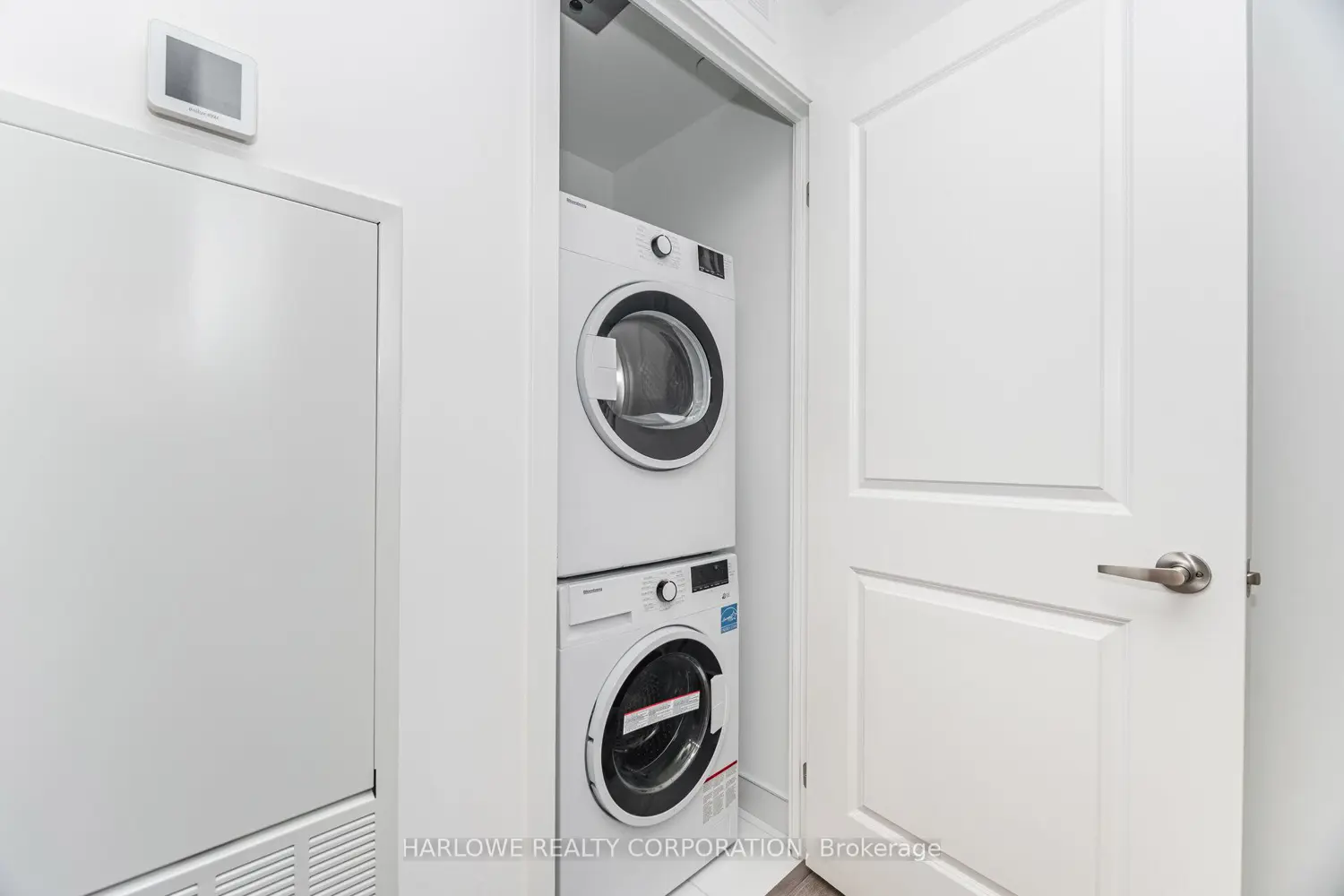 Additional image 17 of 543 Richmond Street 815