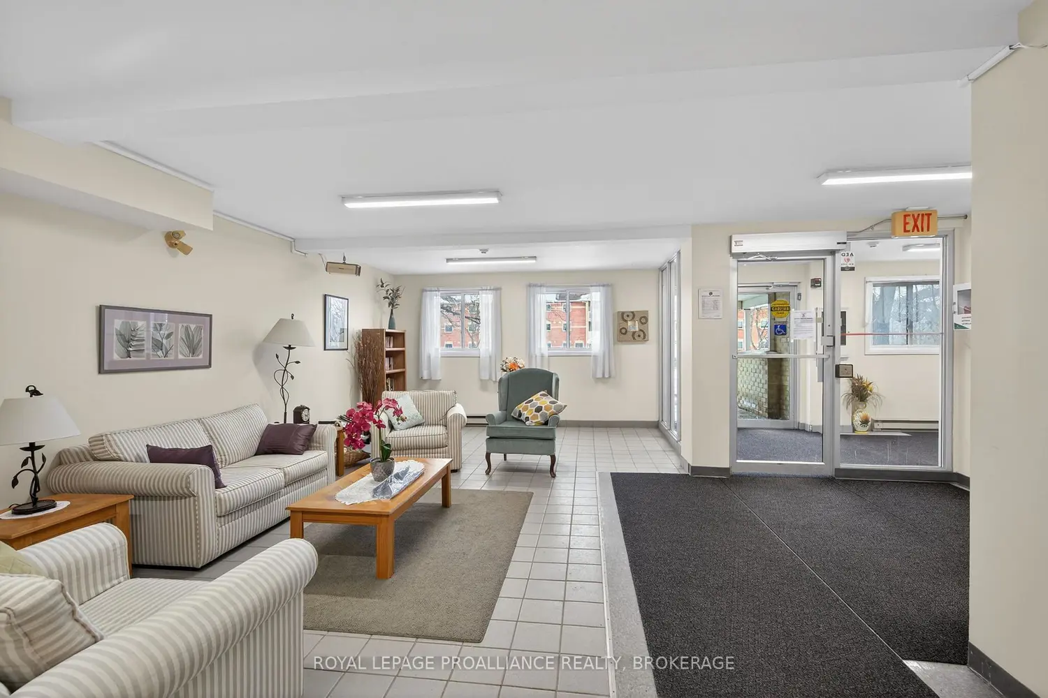 Additional image 2 of 310 Kingsdale Avenue 313