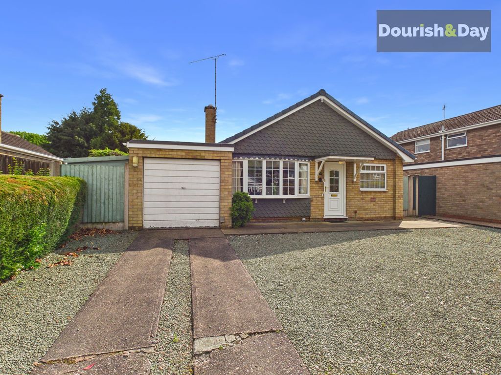 2 bed detached bungalow for saleClevedon Avenue, Stafford ST17