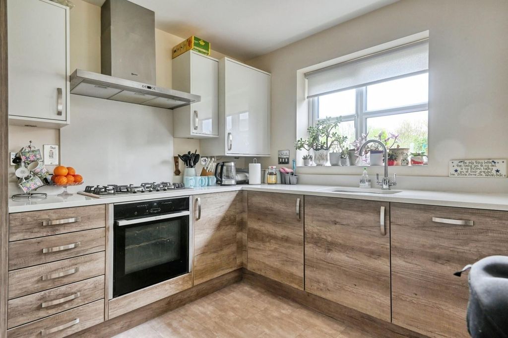 Additional image 5 of 3 bed detached house for saleCroft Close, Two Gates, Tamworth B77
