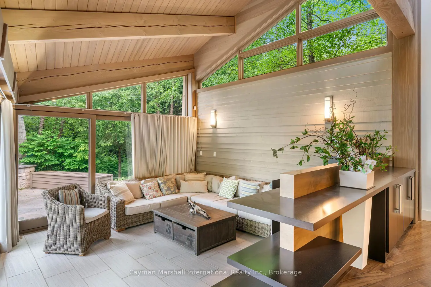 3356 West Shore Road photo 5