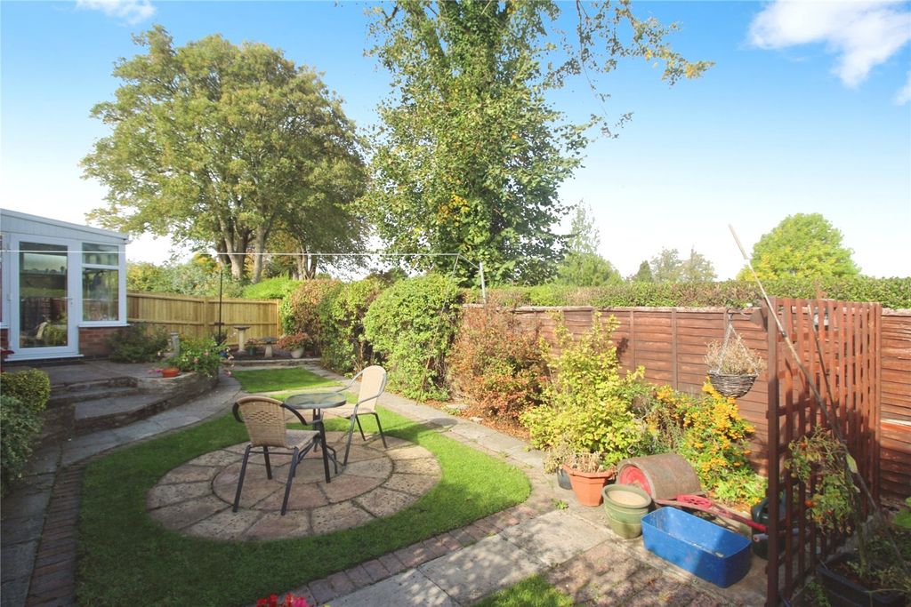 Additional image 15 of 3 bed semi-detached house for saleDean Close, Hinckley, Leicestershire LE10