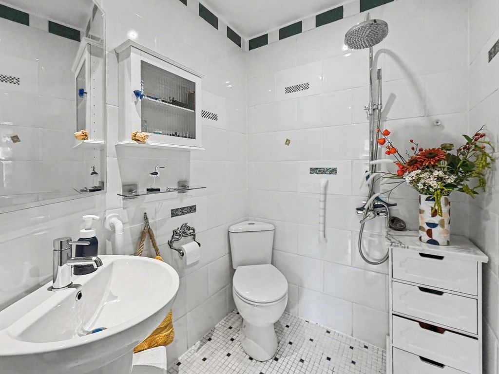 Additional image 29 of 3 bed cottage for sale2A Church Street, Clifton Upon Dunsmore CV23