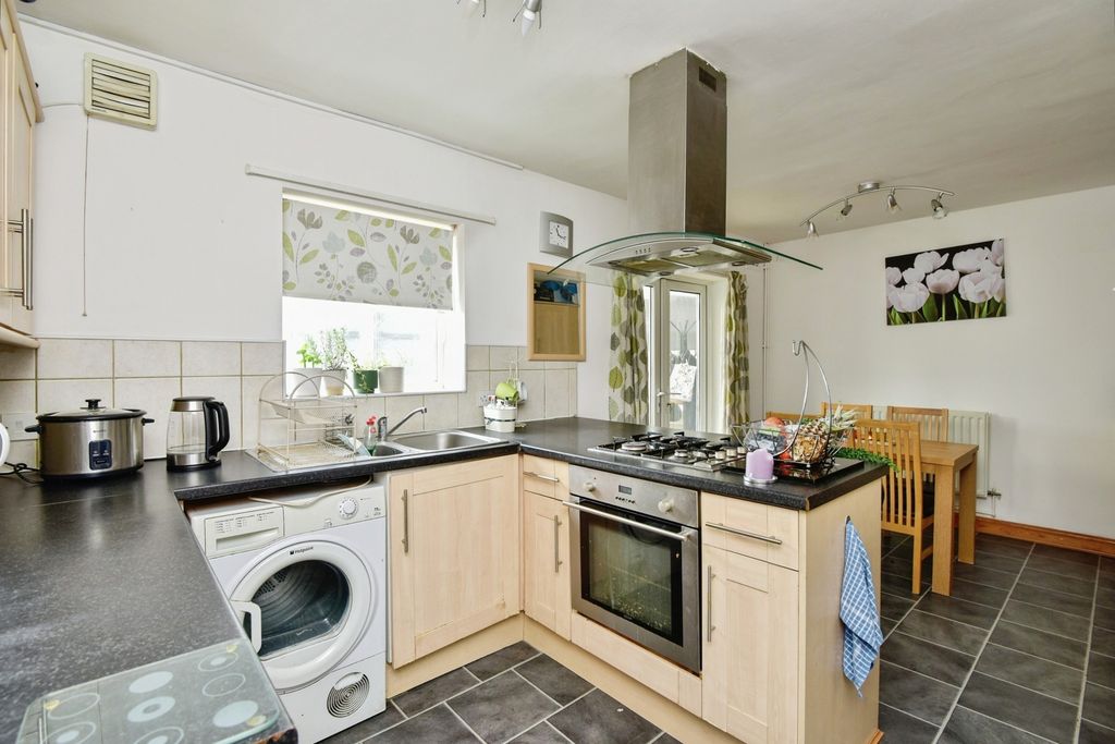 Additional image 3 of 3 bed semi-detached house for saleLeaside Road, Stoke-On-Trent, Staffordshire ST4