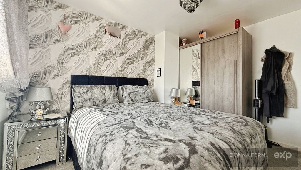 Additional image 12 of 3 bed town house for saleNewmount Road, Fenpark, Stoke-On-Trent ST4