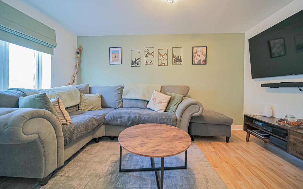 Additional image 6 of 3 bed semi-detached house for saleMaitland Place, Bowerhill, Melksham SN12