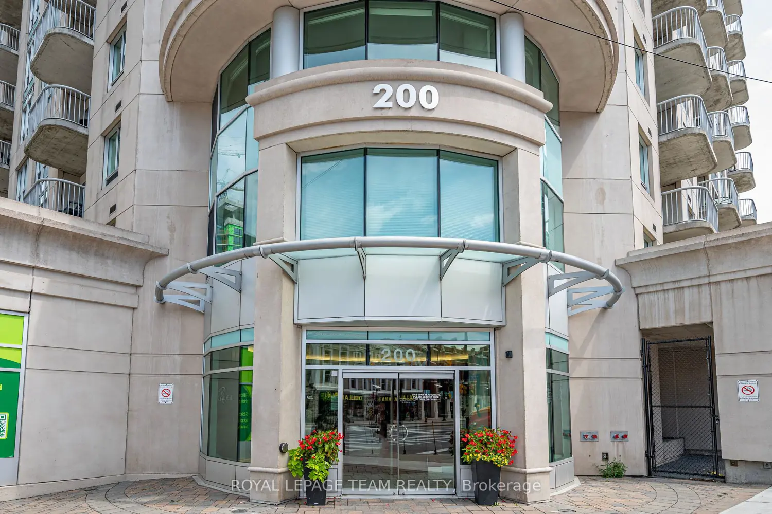 Additional image 2 of 200 Rideau Street 1704