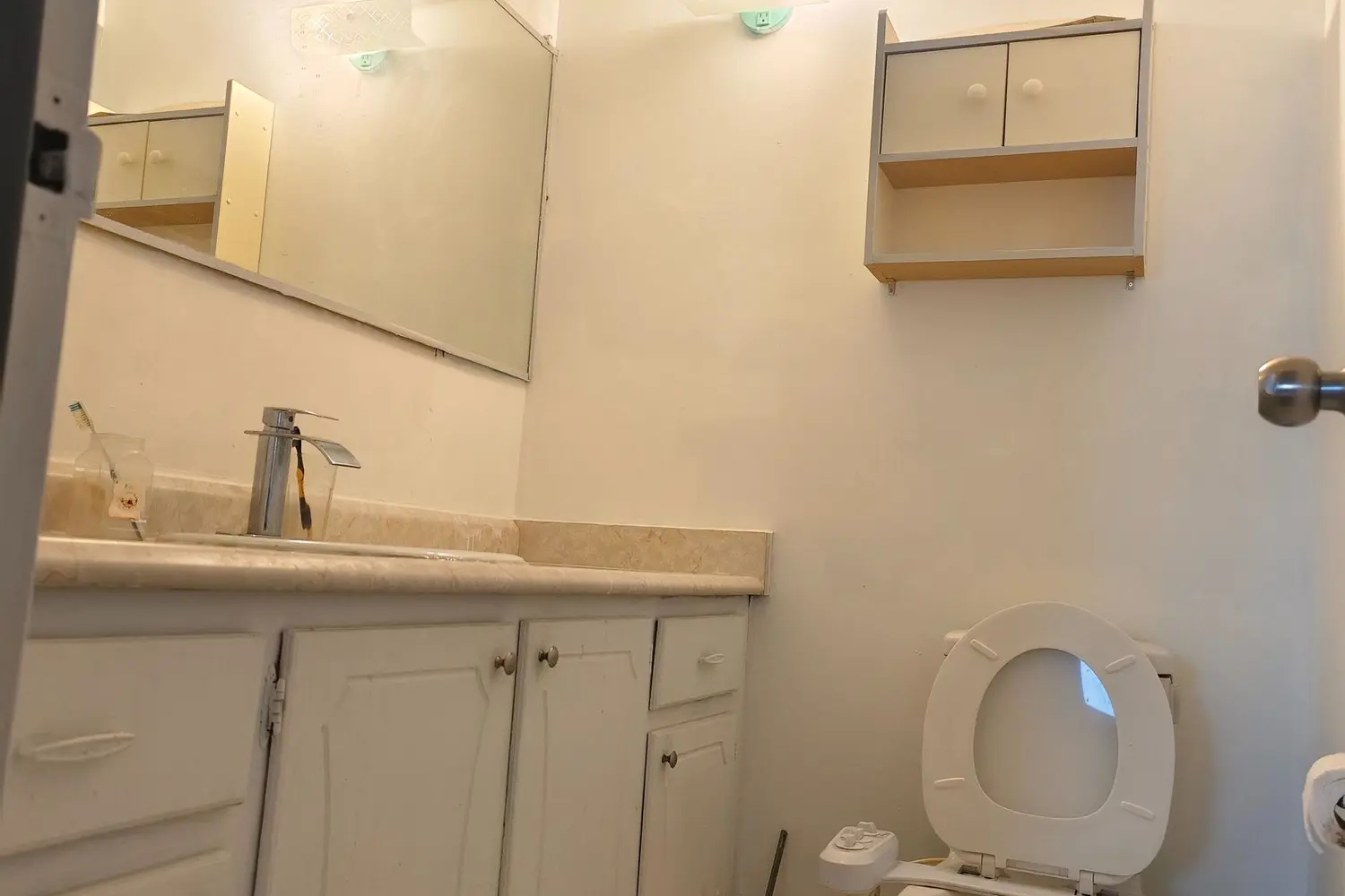 Additional image 8 of 4064 Lawrence Avenue 606