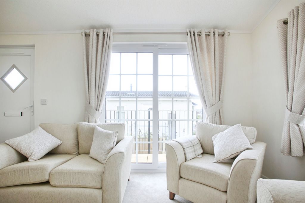 Additional image 7 of 2 bed mobile/park home for saleHolders Road, Amesbury, Salisbury SP4