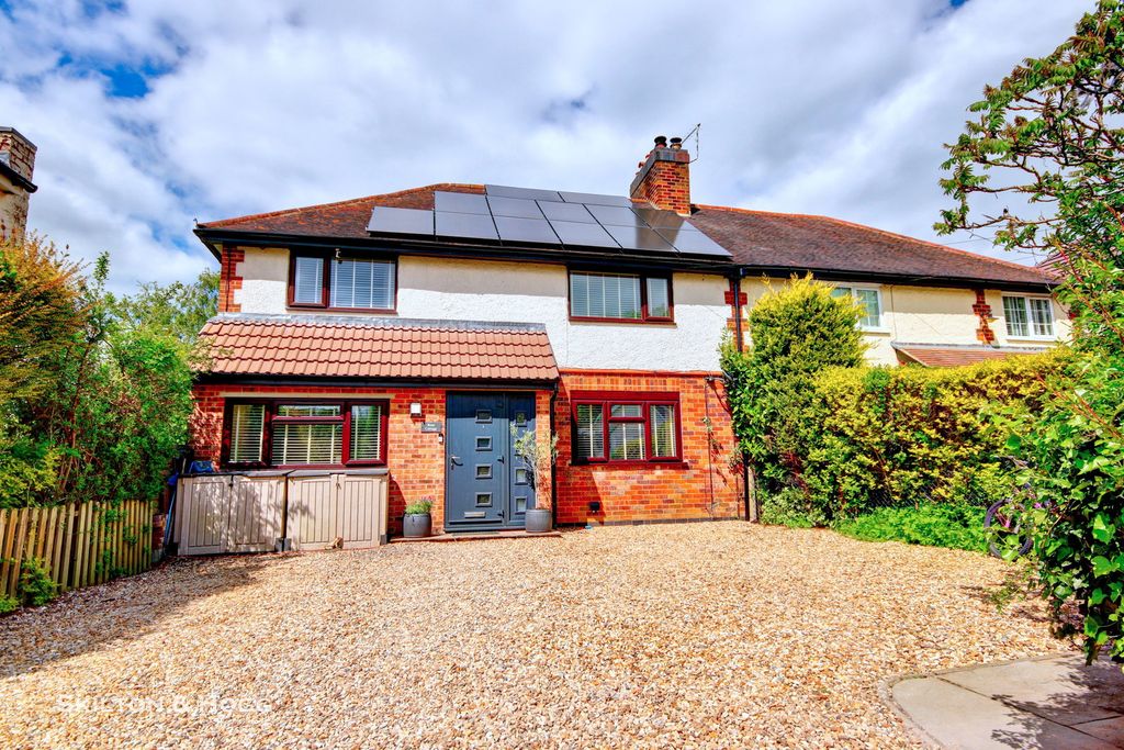 4 bed semi-detached house for saleMain Street, Cotesbach, Lutterworth LE17