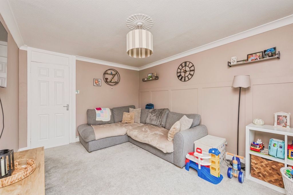 Additional image 8 of 3 bed end terrace house for saleGarrigill, Wilnecote, Tamworth B77