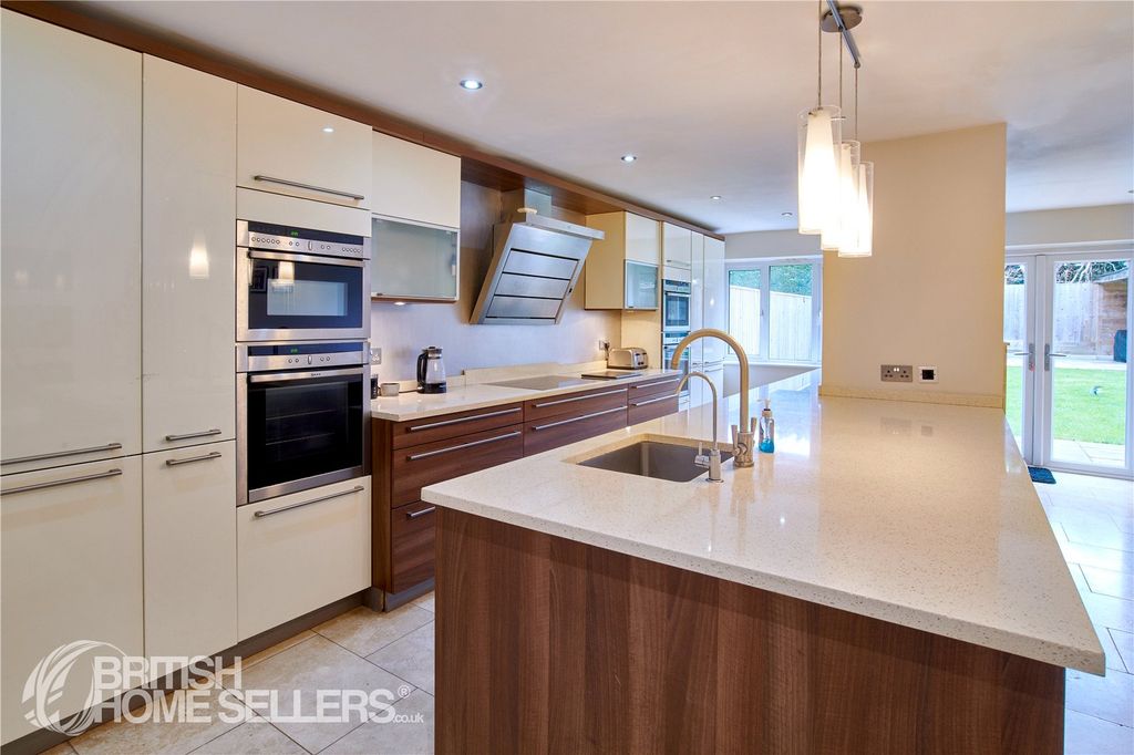 Additional image 2 of 4 bed detached house for saleRumble Dene, Pewsham, Chippenham, Wiltshire SN15