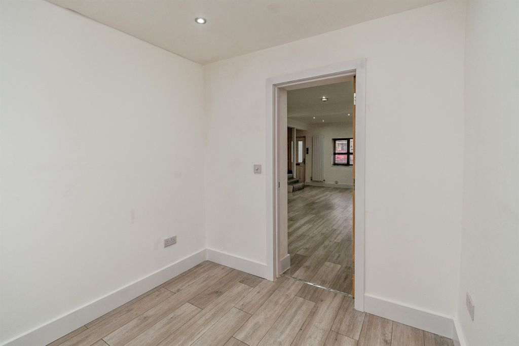 Additional image 8 of 3 bed semi-detached house for saleBroadway, Hednesford, Cannock WS12