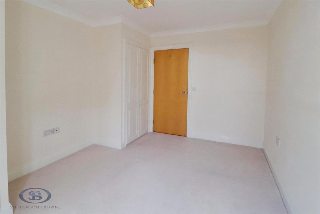 Additional image 29 of 3 bed flat for saleAshbourne Drive, Weston, Crewe CW2