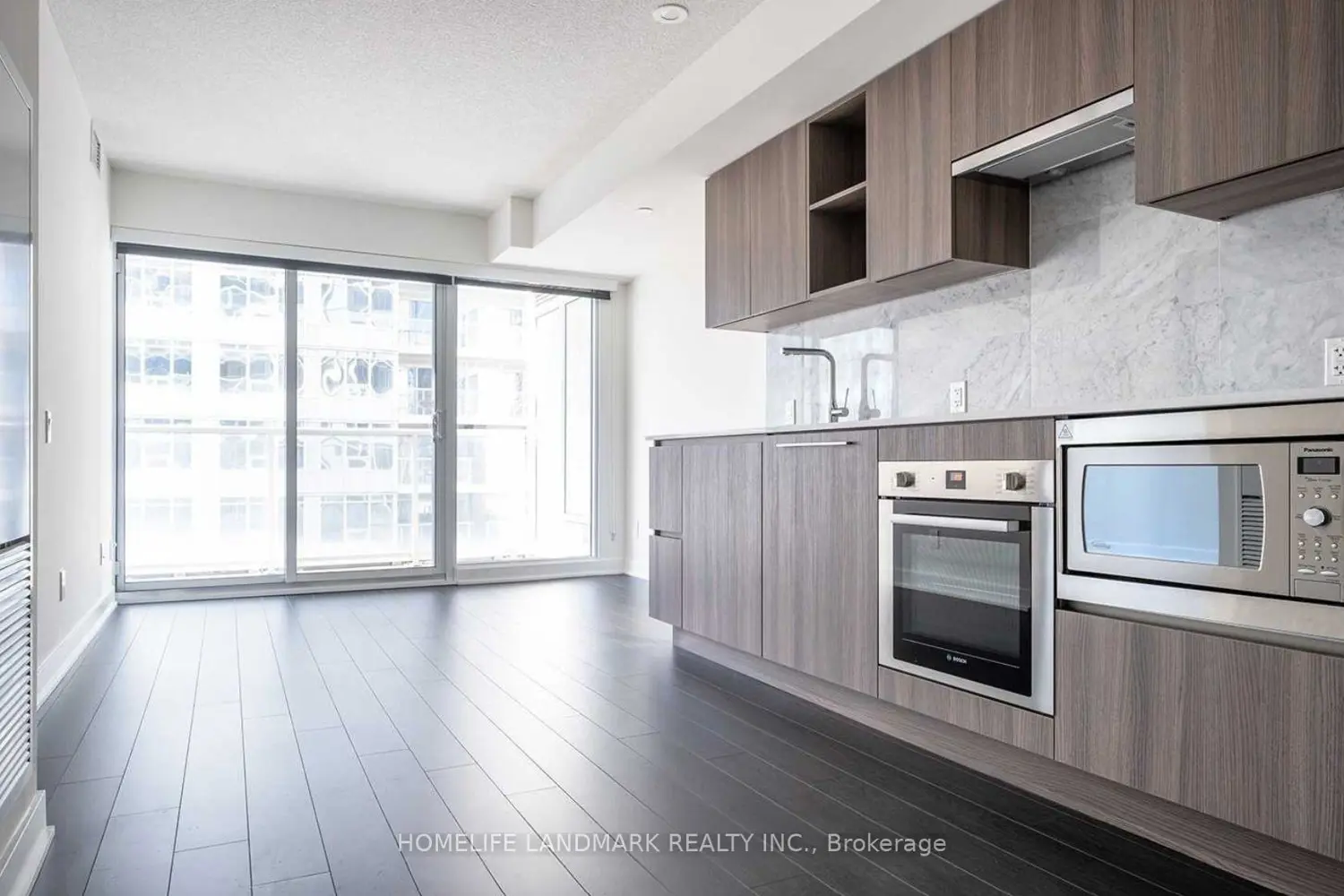 Additional image 5 of 19 Bathurst Street #3202