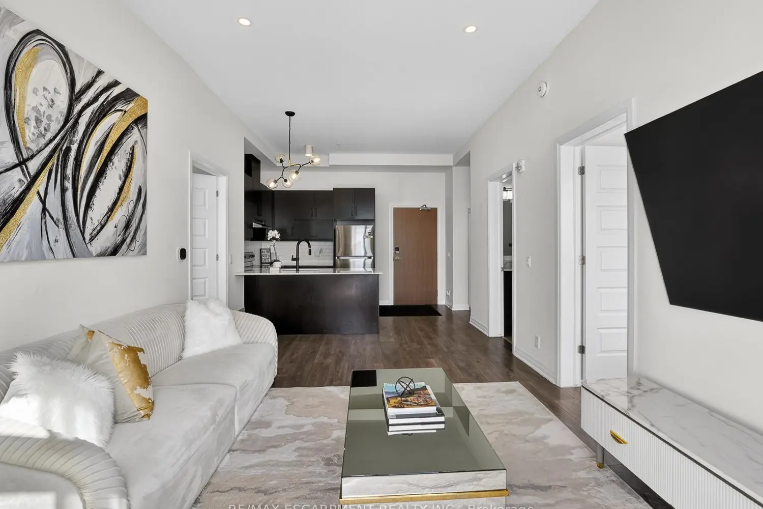 Additional image 9 of 1105 Leger Way 631
