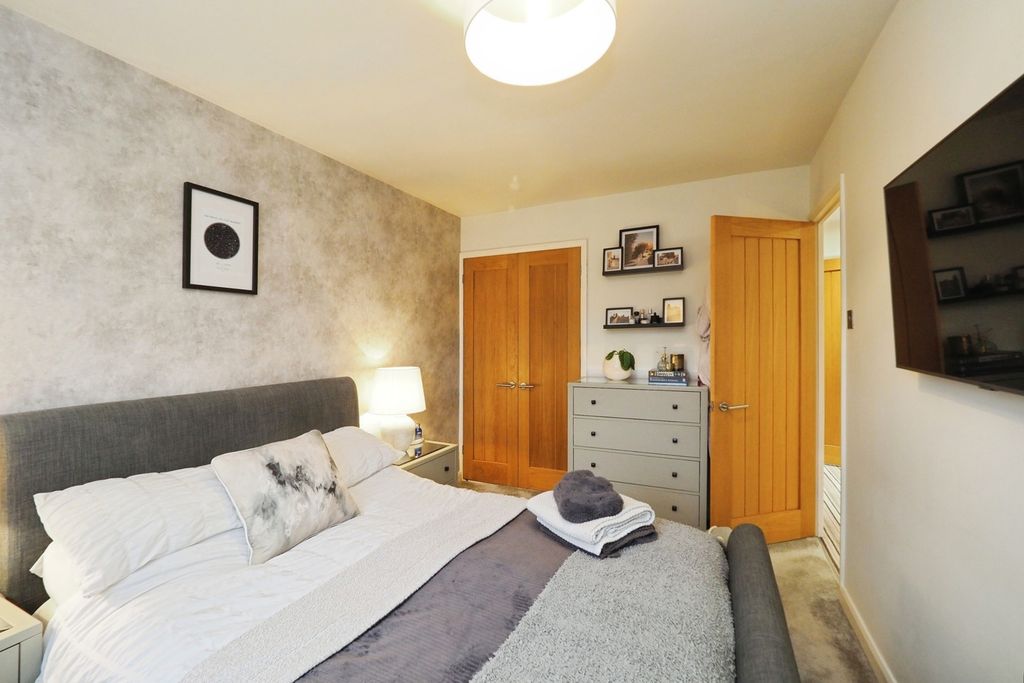 Additional image 10 of 3 bed link detached house for saleGoodwood Close, Stretton, Burton-On-Trent, Staffordshire DE13