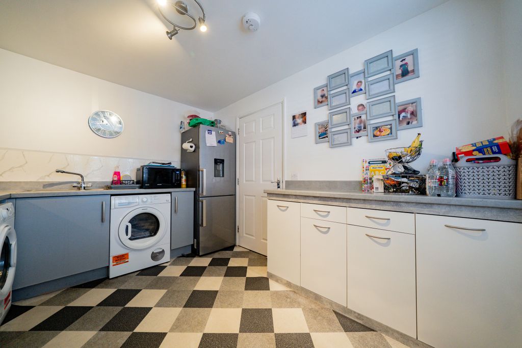 Additional image 8 of 3 bed end terrace house for saleGreetham Way, Syston, Leicestershire LE7