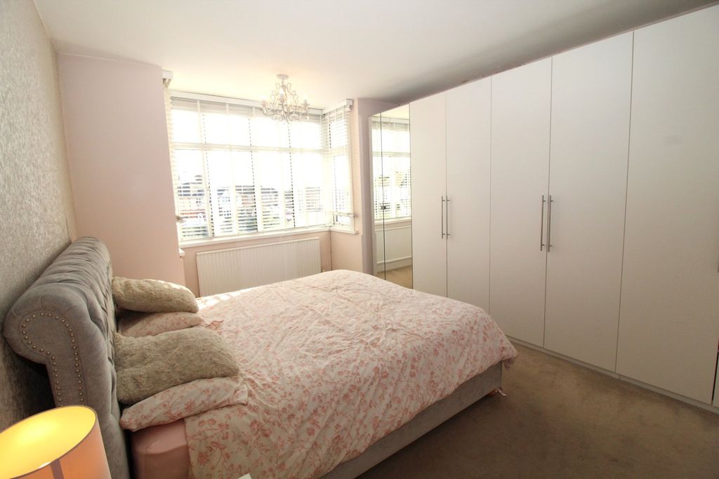 Additional image 11 of 4 bed detached house for saleLittle Glen Road, Glen Parva, Leicester LE2