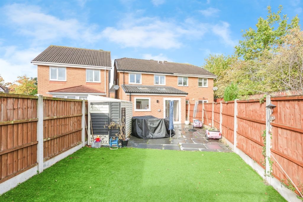 Additional image 16 of 3 bed semi-detached house for saleGlendale Court, Wilnecote, Tamworth B77