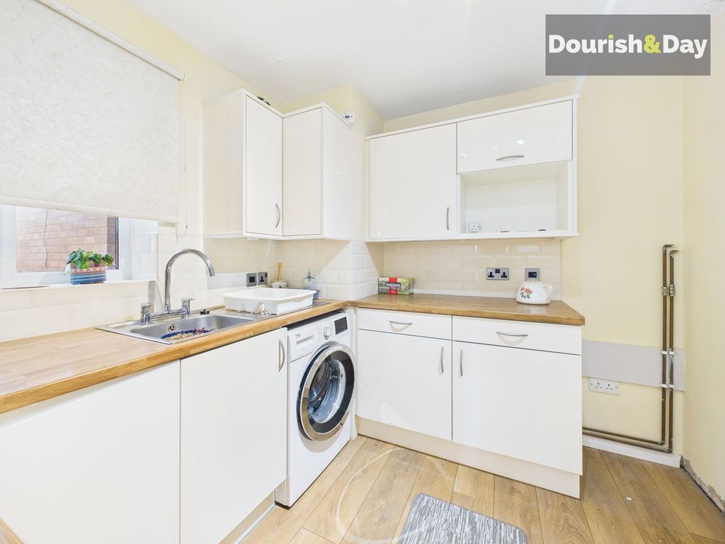 Additional image 7 of 2 bed flat for saleLilleshall Way, Stafford ST17