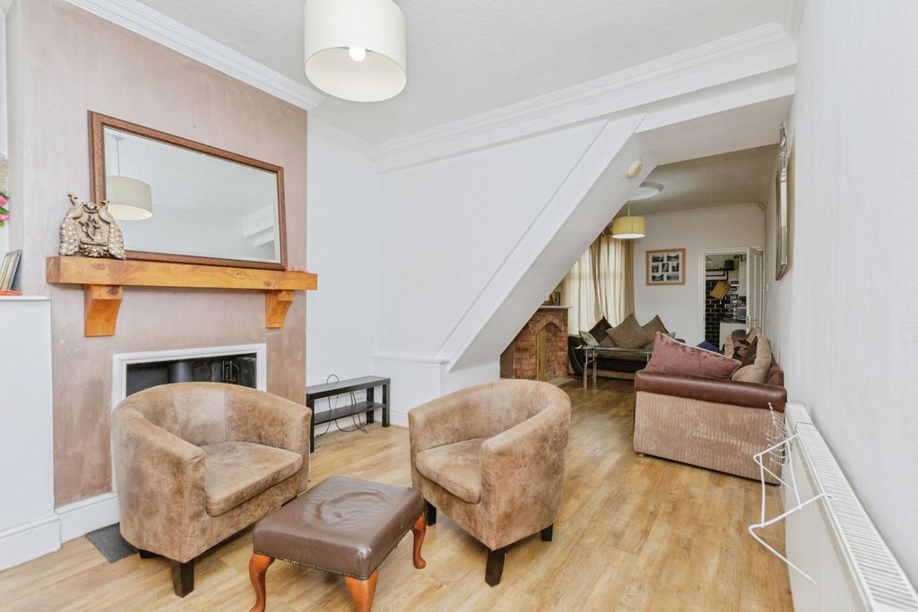 Additional image 4 of 3 bed semi-detached house for saleWarwick Street, Leicester LE3