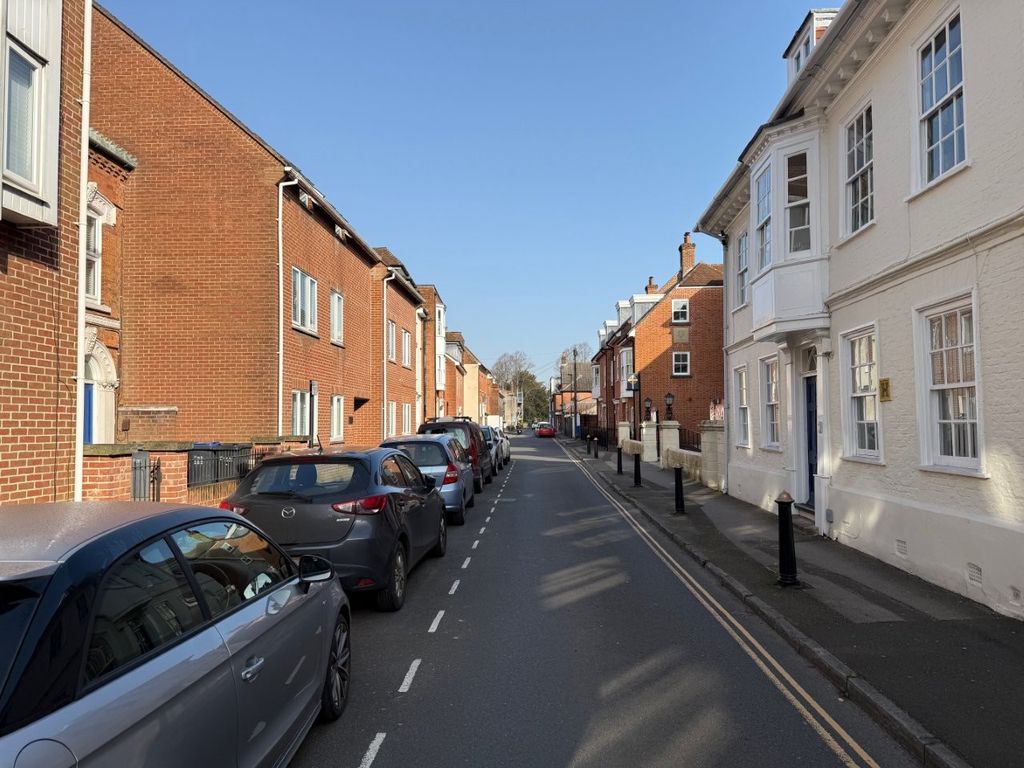 Additional image 8 of 2 bed flat for saleSt Edmunds Church Street, Salisbury SP1