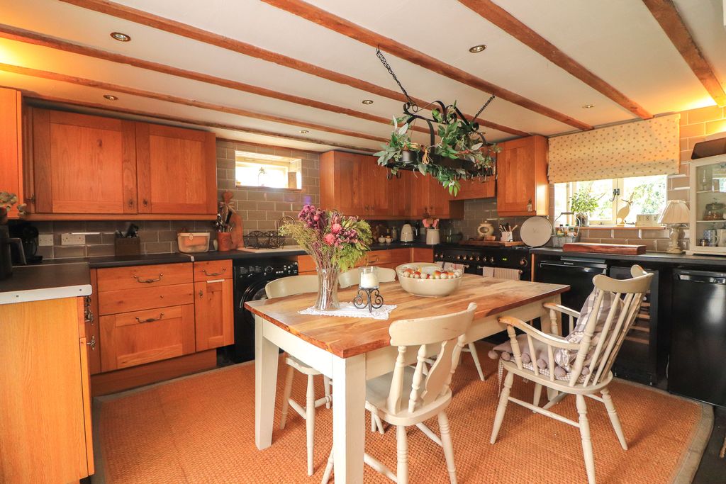 Additional image 10 of 3 bed barn conversion for saleWigginton, Tamworth B79