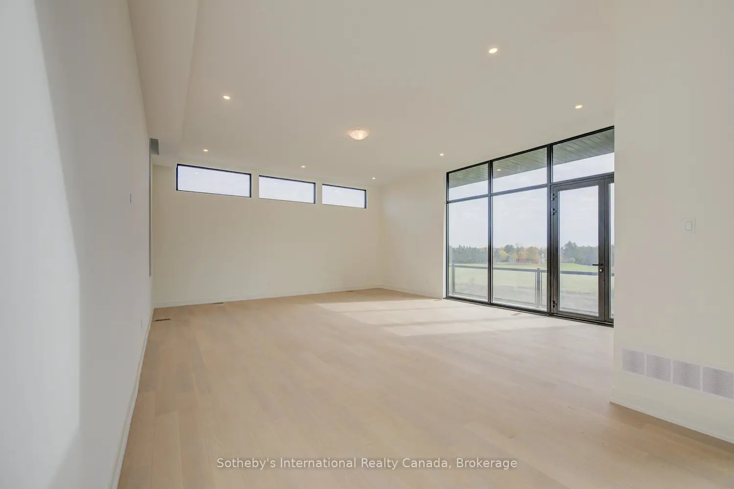 Additional image 4 of 6 Sugarbush Court