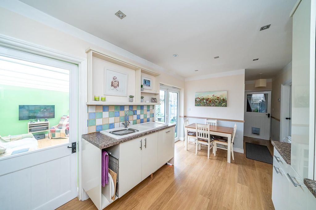 Additional image 7 of 2 bed detached bungalow for saleBroad Lane, Essington, Wolverhampton WV11