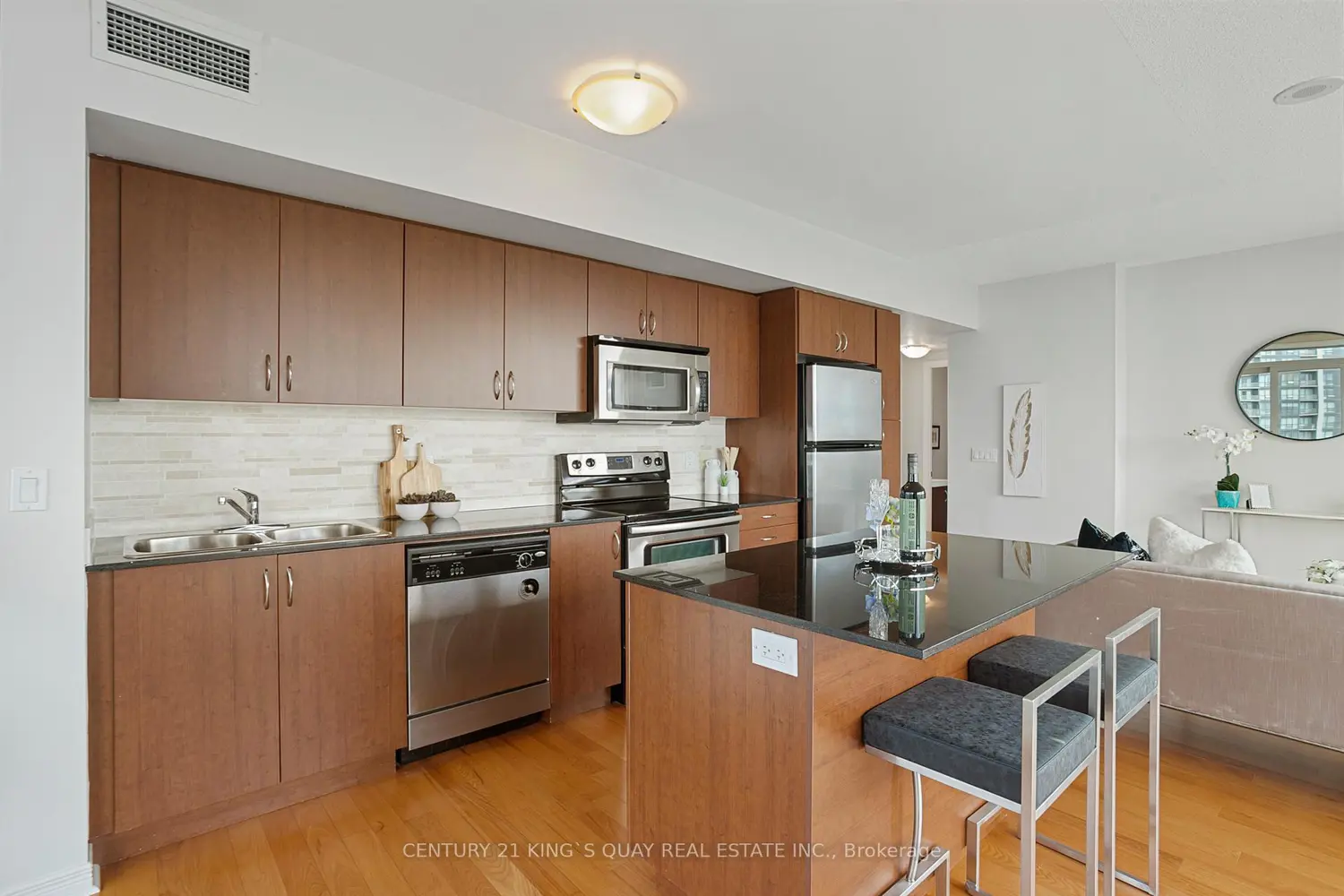 Additional image 7 of 2240 Lake Shore Boulevard 2904