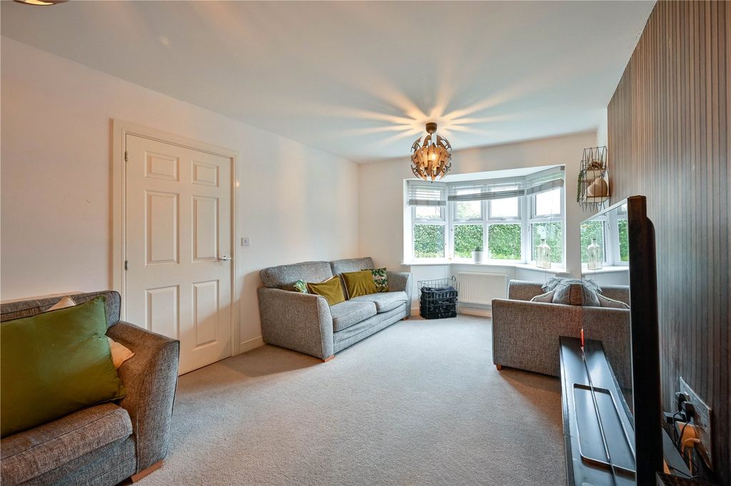 5 bed detached house for saleSergeant Way, Weeping Cross, Stafford, Staffordshire ST17 photo 3
