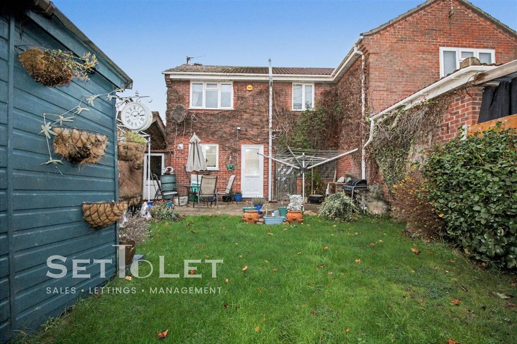 Additional image 18 of 3 bed link detached house for saleYarrow Close, Hamilton, Leicester LE5