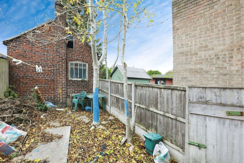 Additional image 2 of 2 bed end terrace house for saleJohn Street, Newcastle ST5