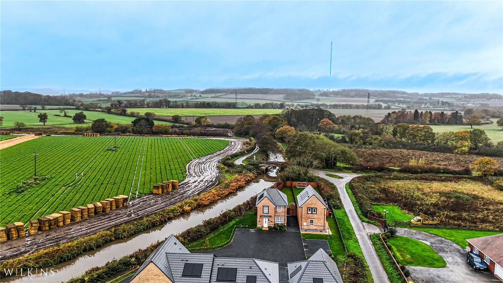 Additional image 32 of 4 bed detached house for saleDashwood Close, Tamworth, Staffordshire B78