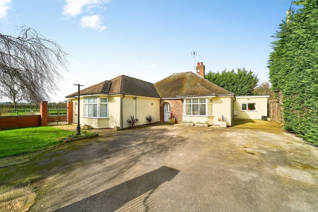 Additional image 4 of 4 bed bungalow for saleWoodhouse Lane, Haughton, Stafford, Staffordshire ST18