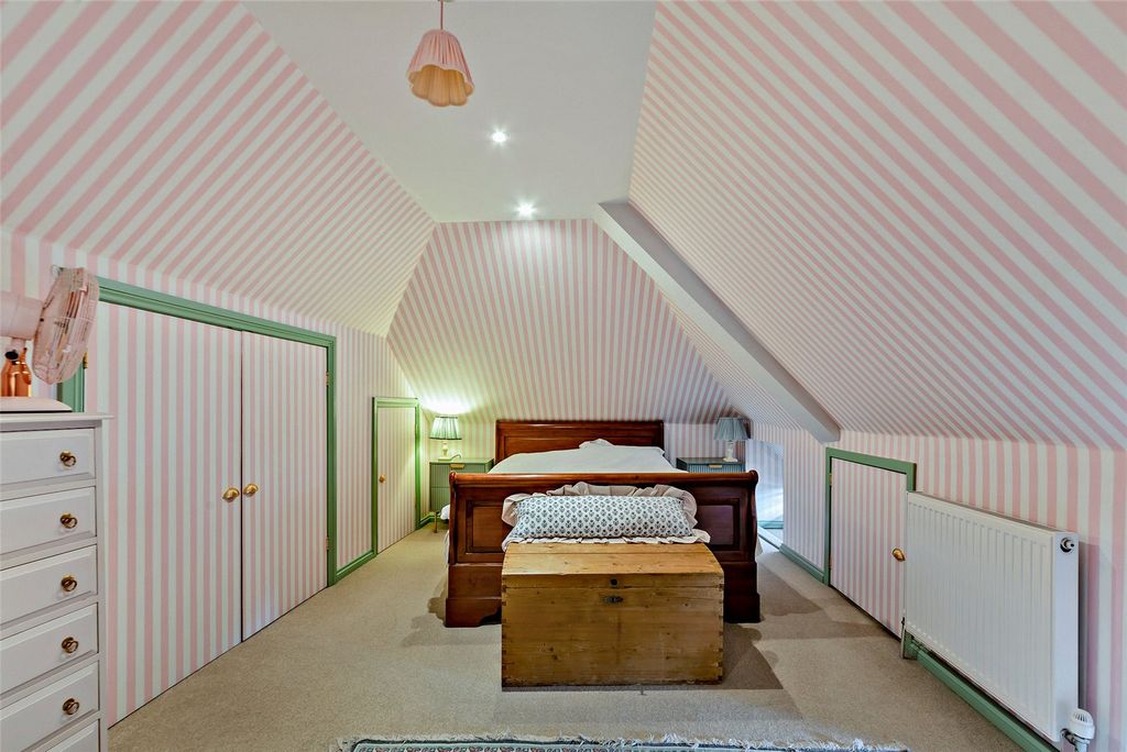 Additional image 10 of 6 bed detached house for saleBeechingstoke, Pewsey, Wiltshire SN9