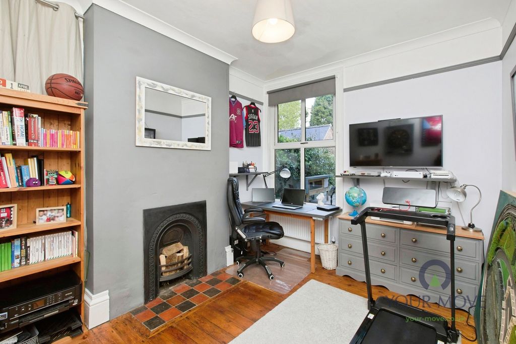 Additional image 6 of 4 bed semi-detached house for saleScalpcliffe Road, Burton-On-Trent, Staffordshire DE15