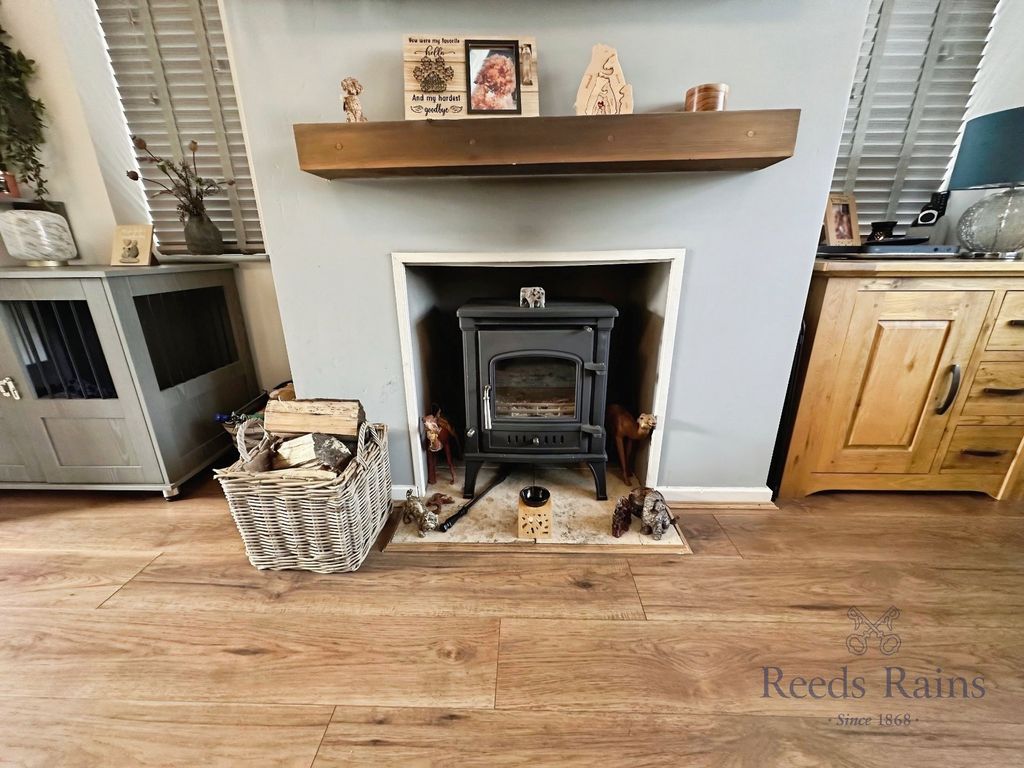 Additional image 3 of 4 bed detached house for saleFairoak Road, Newcastle, Staffordshire ST5