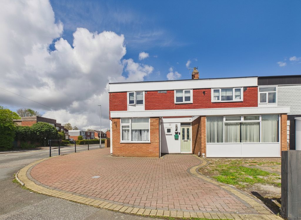 Additional image 2 of 4 bed end terrace house for saleClifton Avenue, Tamworth B79