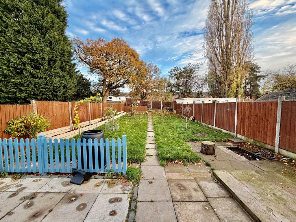 Additional image 12 of 3 bed semi-detached house for saleOxbarn Avenue, Bradmore, Wolverhampton WV3