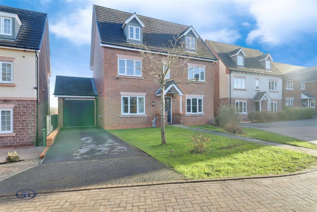 5 bed detached house for saleChesterton Way, Weston, Crewe CW2