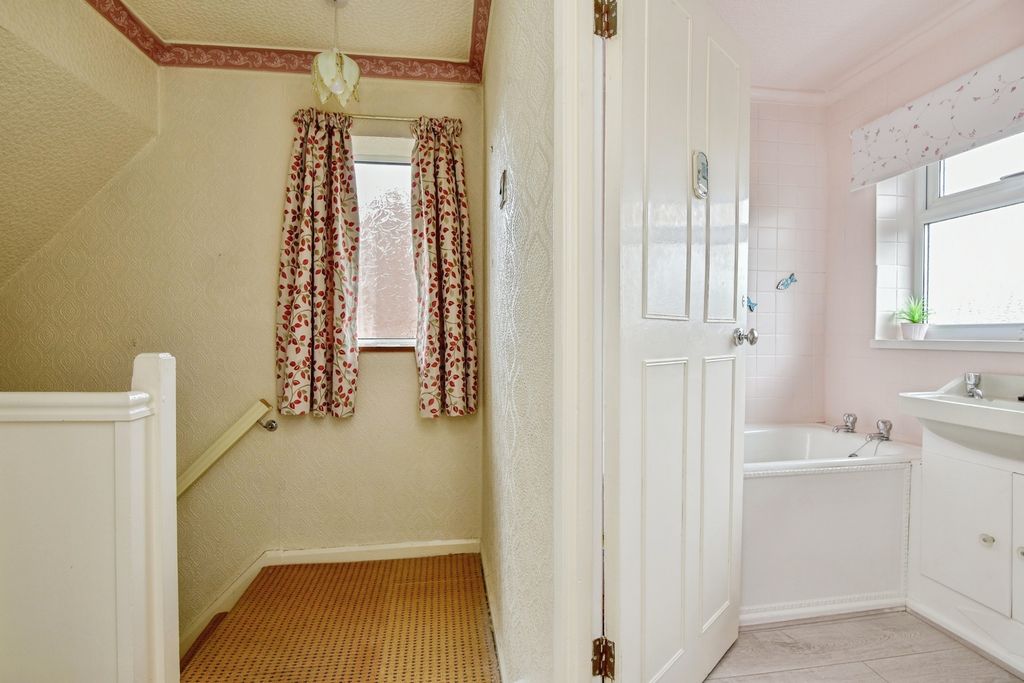 Additional image 7 of 2 bed semi-detached house for saleRydal Way, Newcastle, Staffordshire ST5