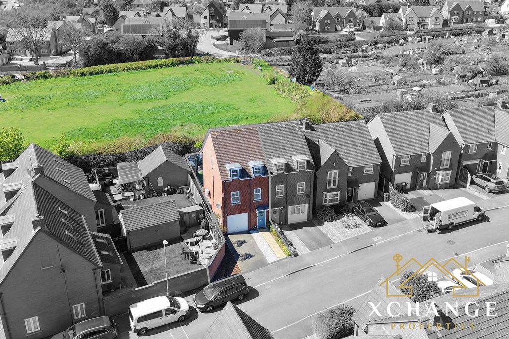 Additional image 30 of 4 bed semi-detached house for saleOaklands Drive, Earl Shilton LE9
