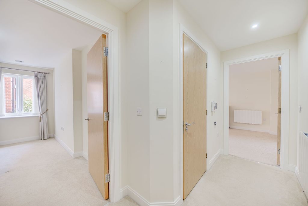 Additional image 7 of 1 bed flat for saleCedar Avenue, Alsager ST7