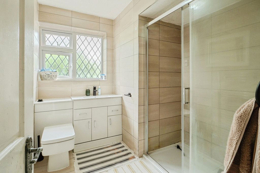 Additional image 13 of 6 bed detached house for saleGleneagles, Tamworth, Staffordshire B77