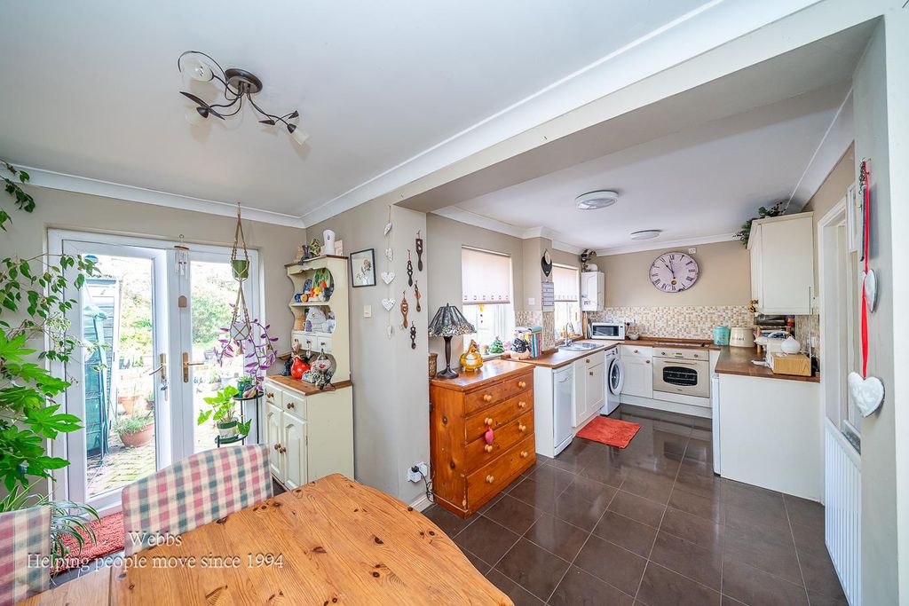 Additional image 7 of 2 bed semi-detached house for saleBurnet Grove, Featherstone, Wolverhampton WV10