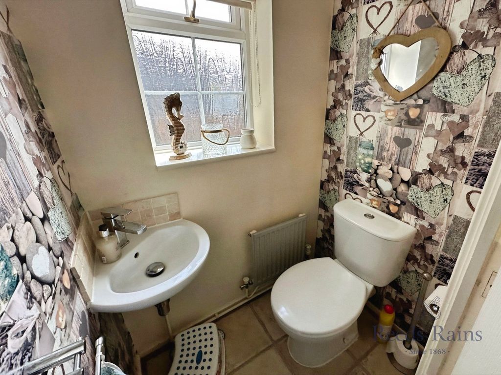 Additional image 11 of 4 bed detached house for saleFairoak Road, Newcastle, Staffordshire ST5