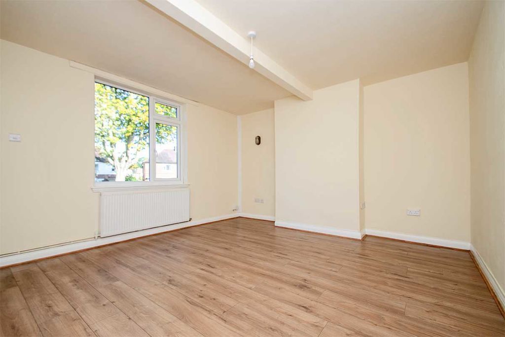 Additional image 3 of 3 bed semi-detached house for saleLeedham Avenue, Amington, Tamworth B77